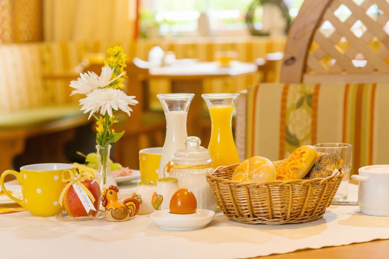 Landhotel Hubengut Bed And Breakfast Радштадт Экстерьер фото